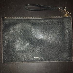 Medium Wristlet
